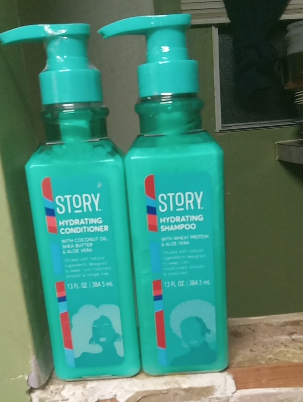 Hydrating Shampoo & Cond SET* For CURLS TO STAY Hydrated Smooth An Tangle FREE